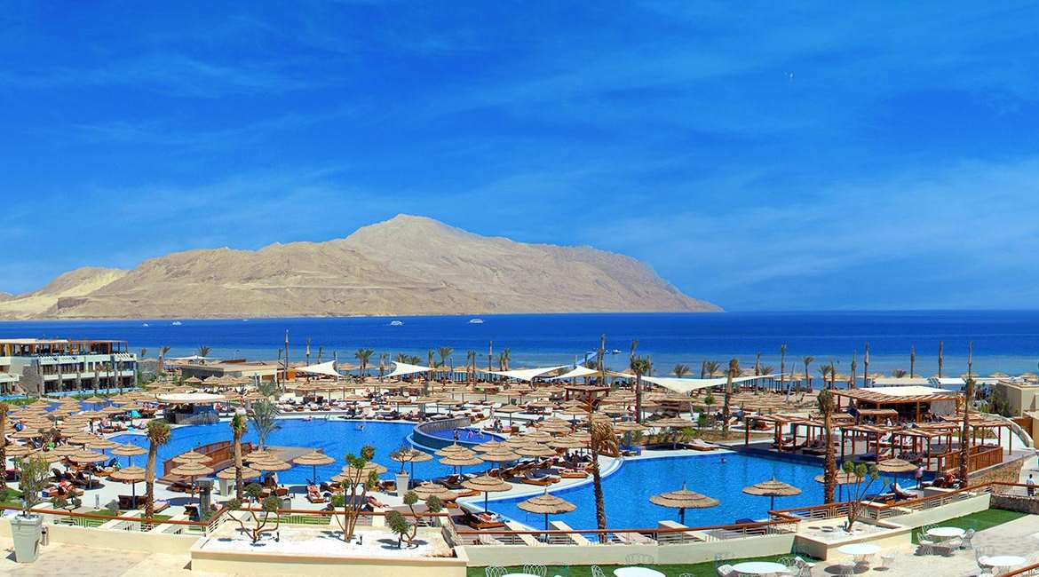 Parrotel Beach Resort